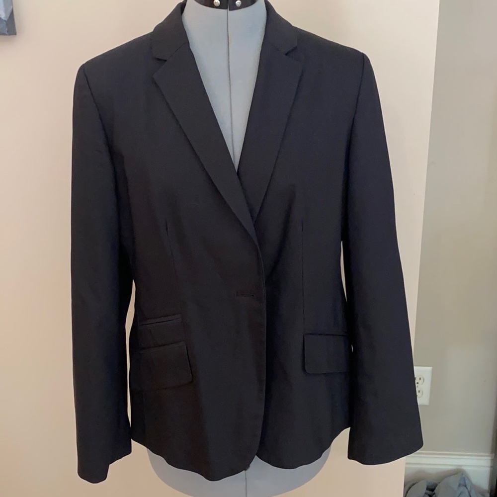 Excellent Condition Chico’s Blazer in Black
